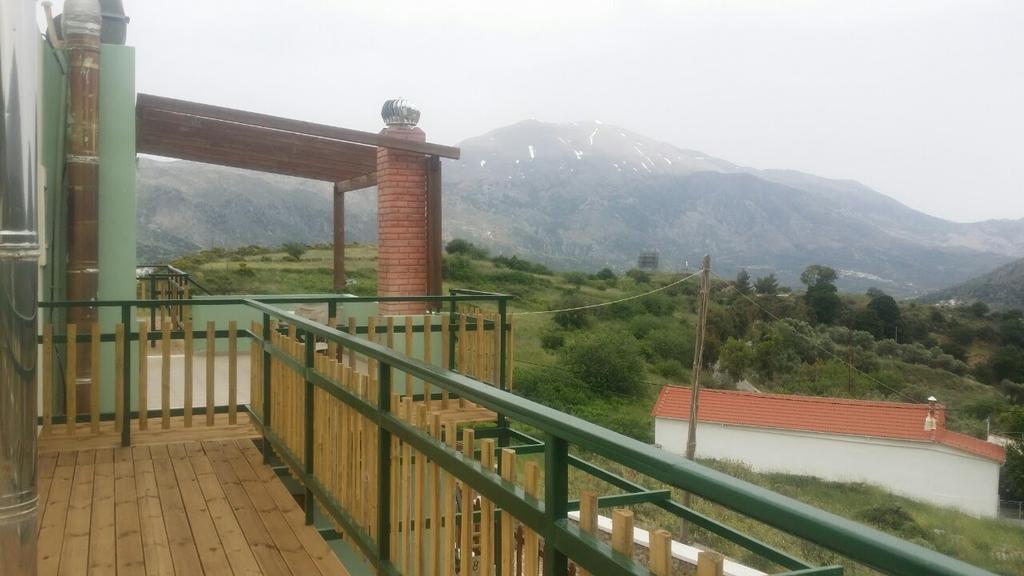 Elia Meronas Méronas Exterior foto